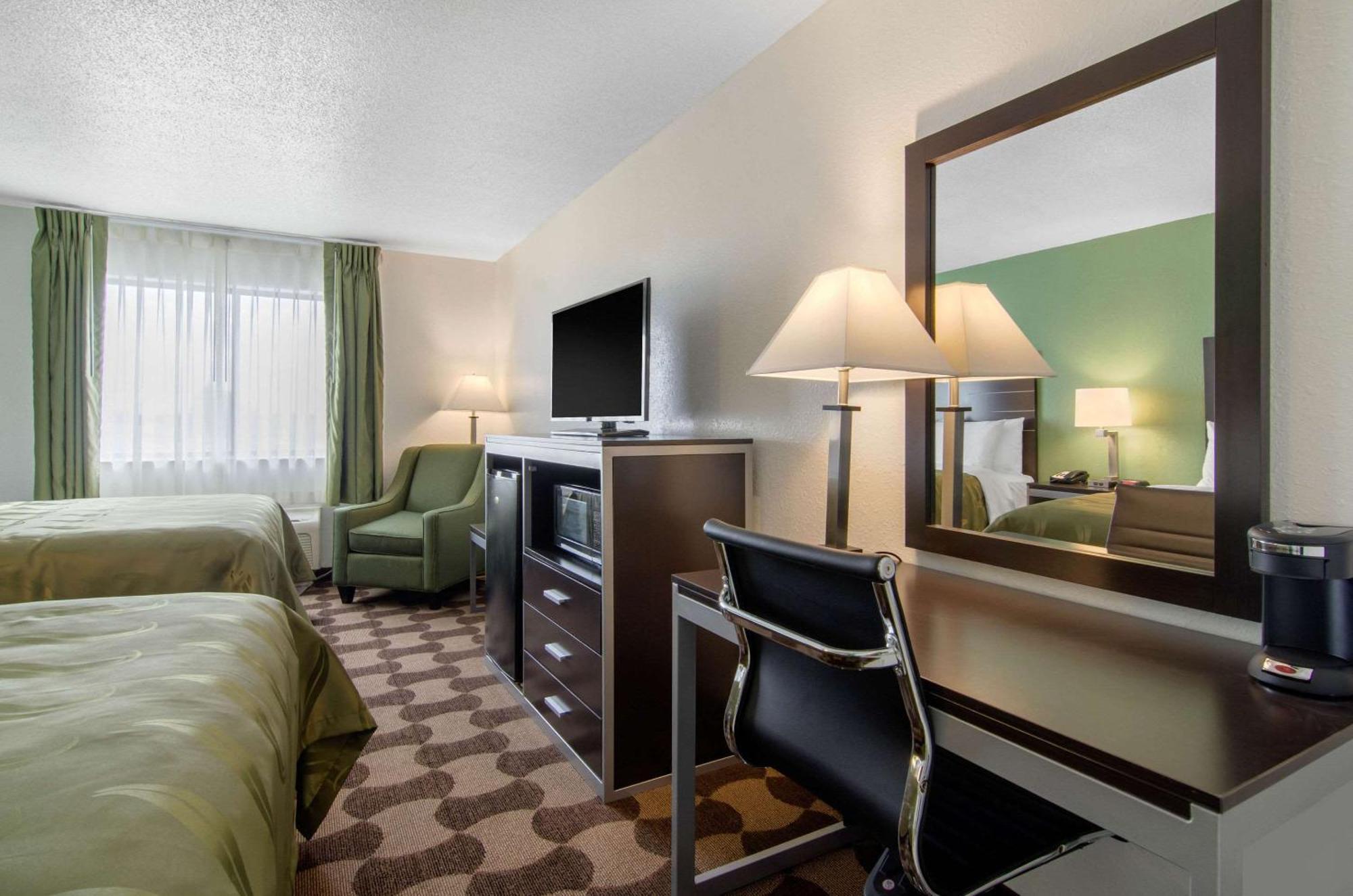 Quality Inn 2*